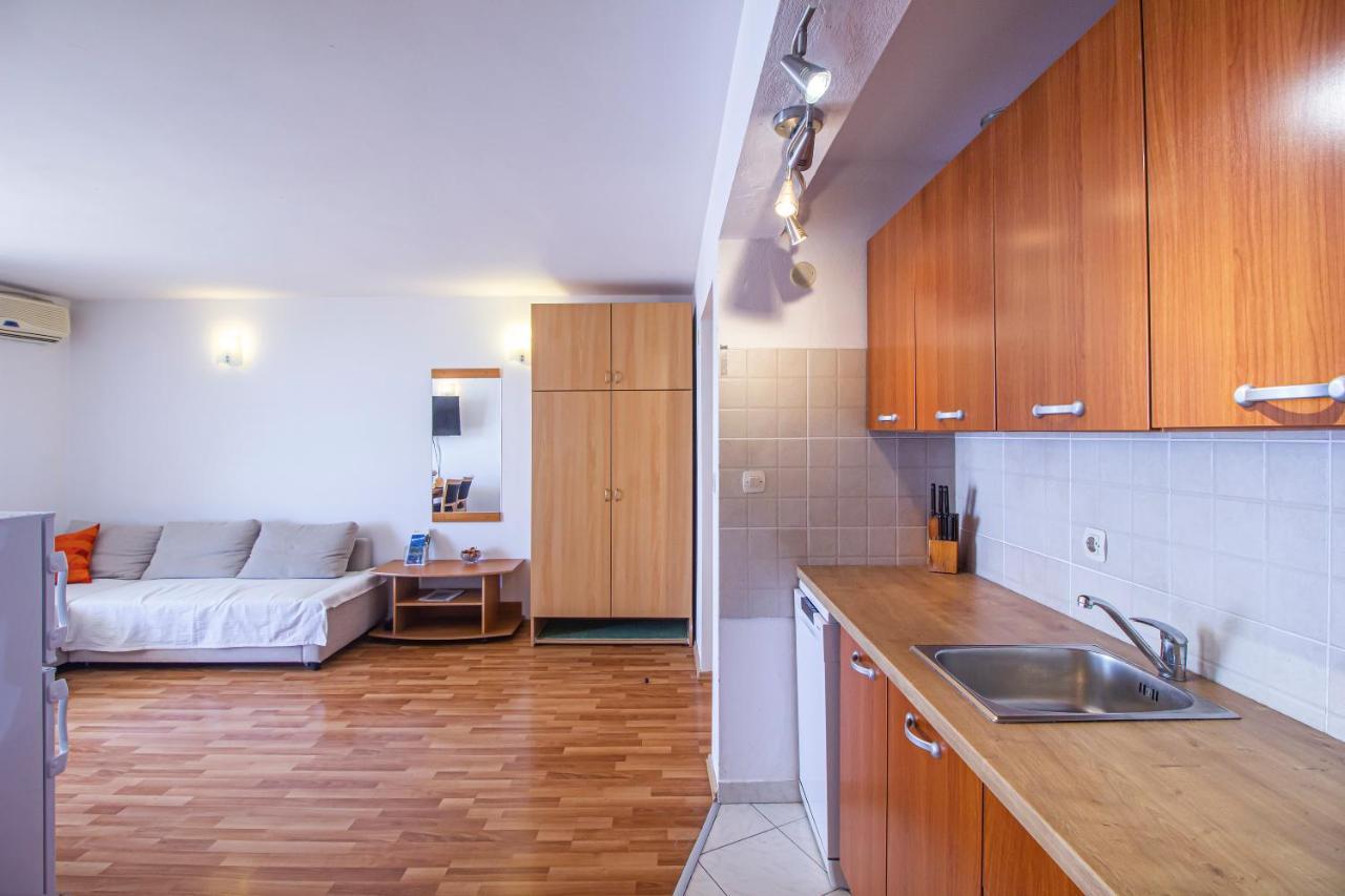 Apartments Branka Макарска Экстерьер фото