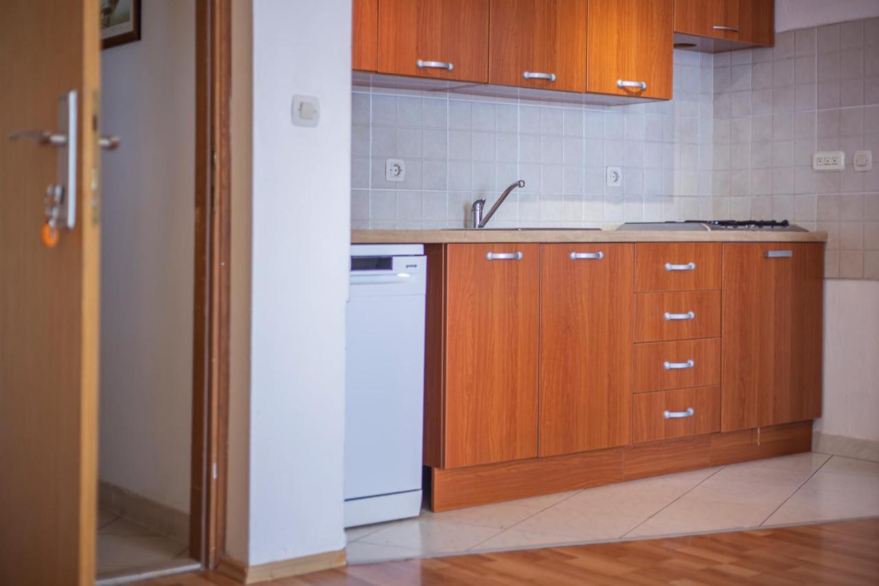 Apartments Branka Макарска Экстерьер фото